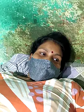 Love-pari077 online show from October 3, 2025, 3:09 pm