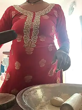 Love-pari077 online show from April 18, 2026, 3:21 am