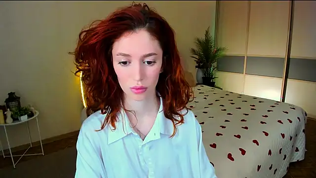 ChristinaConteeree online show from May 29, 2026, 7:23 pm