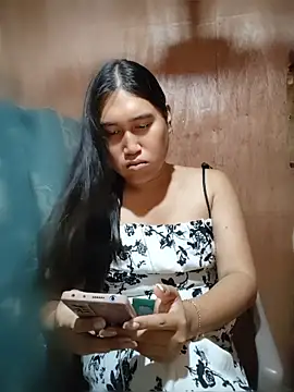 Snapshot of Romantic_Sabrina chatting on May 19, 2026, 1:56 am Romantic Sabrina online show from May 19, 2026, 1:56 am