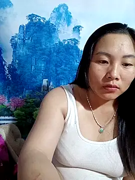 Snapshot of Love-Ly99 chatting on September 17, 2025, 11:06 pm Love-Ly99 online show from September 17, 2025, 11:06 pm