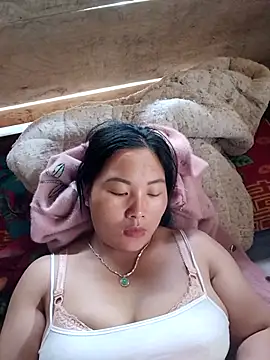 Snapshot of Love-Ly99 chatting on September 22, 2025, 2:02 am Love-Ly99 online show from September 22, 2025, 2:02 am