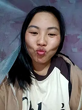 Snapshot of Love-Ly99 chatting on November 28, 2025, 6:05 am Love-Ly99 online show from November 28, 2025, 6:05 am