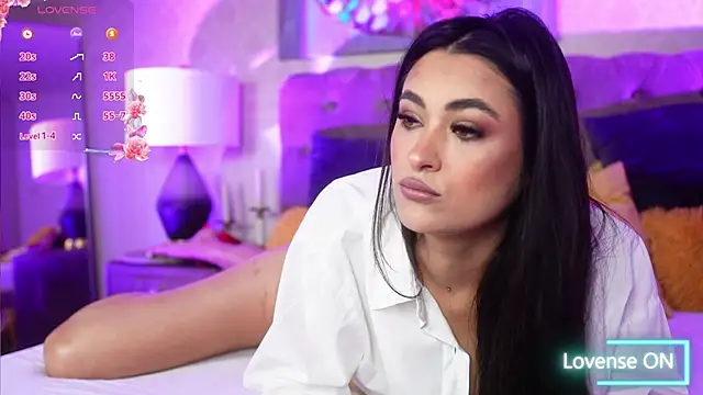 Snapshot of Pretty_Lia_ chatting on September 30, 2025, 4:06 am Pretty Lia online show from September 30, 2025, 4:06 am