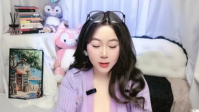 Emmaq996 online show from April 3, 2026, 1:03 am