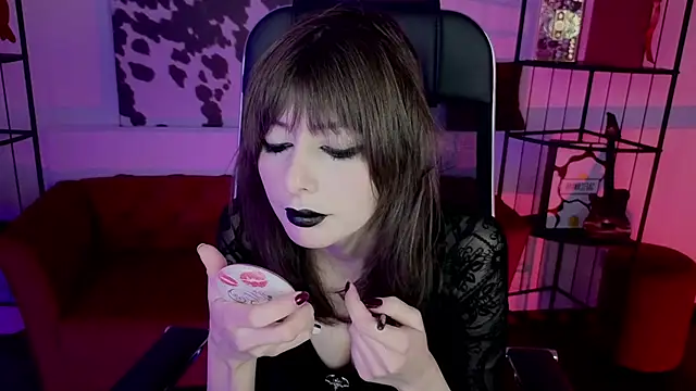 CrystallBloom online show from February 14, 2026, 7:21 pm