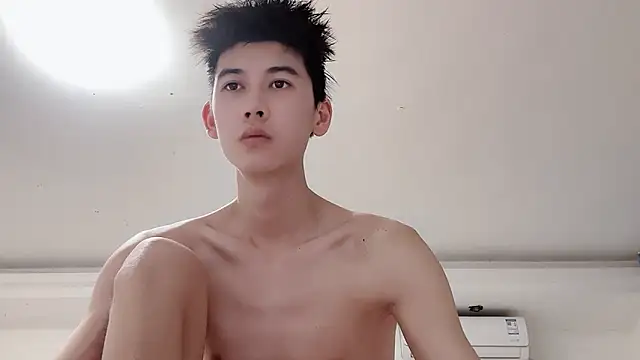 xiaojie2563 online show from September 14, 2025, 1:54 pm