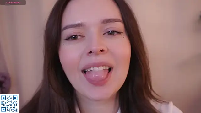 BlissHey online show from October 24, 2025, 4:14 pm