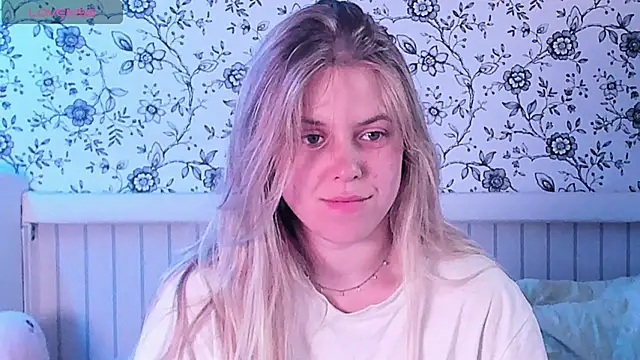 AngelAnty online show from June 24, 2026, 3:33 pm