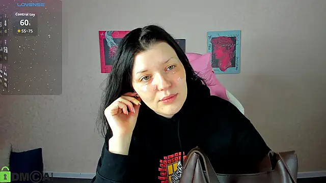 Snapshot of Michele_Greenn chatting on October 3, 2025, 1:24 am Michele Greenn online show from October 3, 2025, 1:24 am