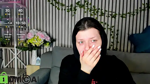 Snapshot of Michele_Greenn chatting on November 22, 2025, 5:01 pm Michele Greenn online show from November 22, 2025, 5:01 pm