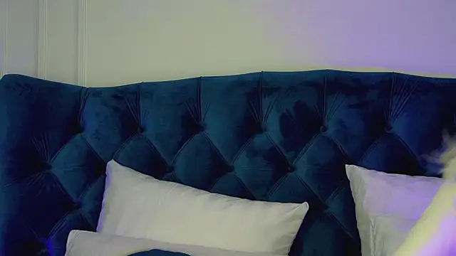 StacyEvances online show from February 9, 2026, 6:23 pm