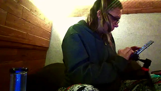 SparklesB1tch online show from October 23, 2025, 6:23 am