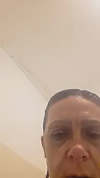 SparklesB1tch online show from May 15, 2026, 4:58 pm