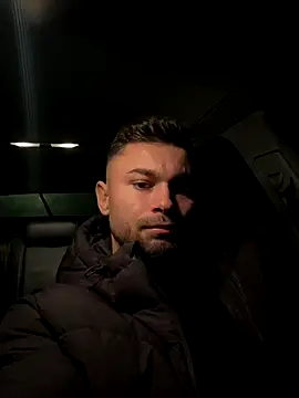 irimiea1729 online show from October 12, 2025, 6:51 pm