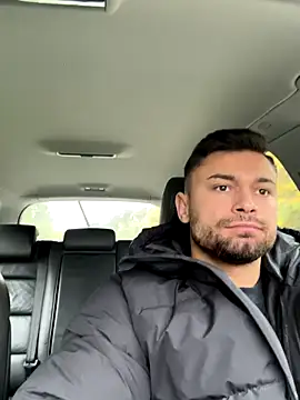 irimiea1729 online show from October 18, 2025, 2:29 pm