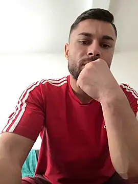 irimiea1729 online show from February 7, 2026, 1:37 pm