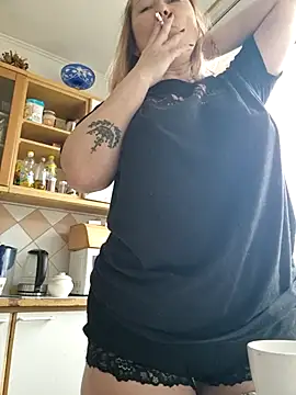 Xseniy online show from November 17, 2025, 6:52 am