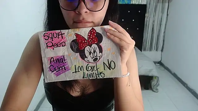 Darkittydoll 15 online show from September 29, 2025, 1:05 pm