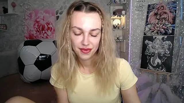 NickyAdamidi online show from July 8, 2026, 4:33 pm