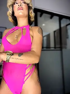 MystiqueXXX online show from February 25, 2026, 1:21 pm