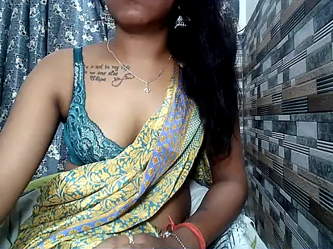 HOT AARVI11 online show from October 21, 2025, 3:24 pm