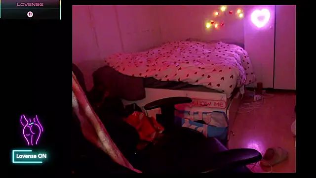 Kinkybooby online show from January 12, 2026, 5:51 pm