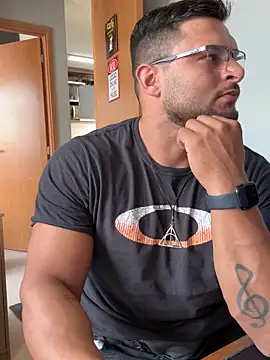 KRYSTALIZEDY online show from December 16, 2025, 11:04 am