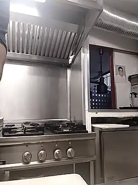 hotmen83 online show from October 22, 2025, 7:30 am