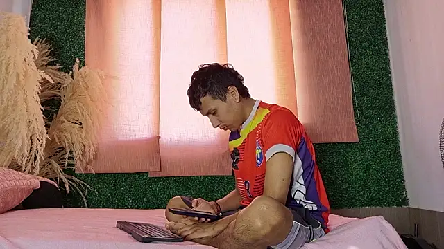 spicy adonhis online show from March 20, 2026, 12:54 pm