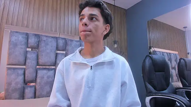 owen  johnson online show from April 8, 2026, 11:32 am