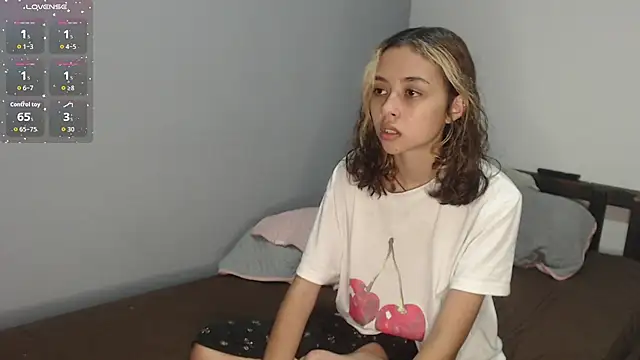 Snapshot of brisazanes chatting on October 3, 2025, 9:23 pm brisazanes online show from October 3, 2025, 9:23 pm