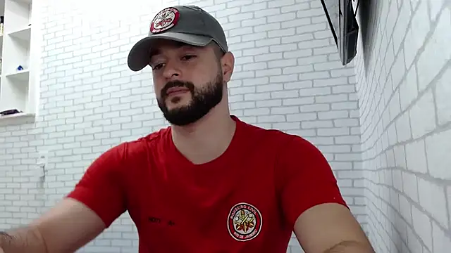 Snapshot of BombeiroHotx chatting on November 11, 2025, 11:27 pm BombeiroHotx online show from November 11, 2025, 11:27 pm