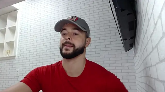 BombeiroHotx online show from March 19, 2026, 9:41 pm