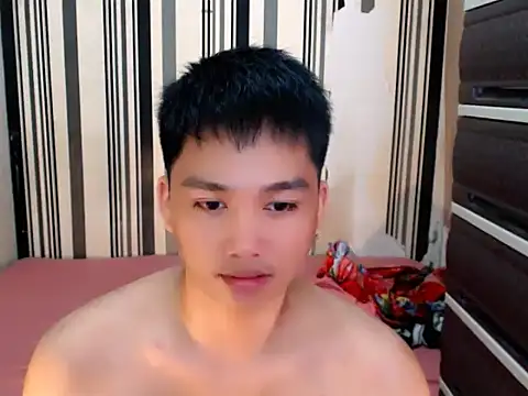 Snapshot of Mister_officer69 chatting on February 14, 2026, 1:08 pm Mister officer69 online show from February 14, 2026, 1:08 pm