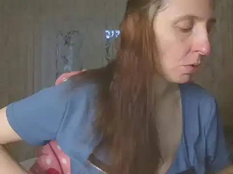 CandiCole online show from February 20, 2026, 4:42 am