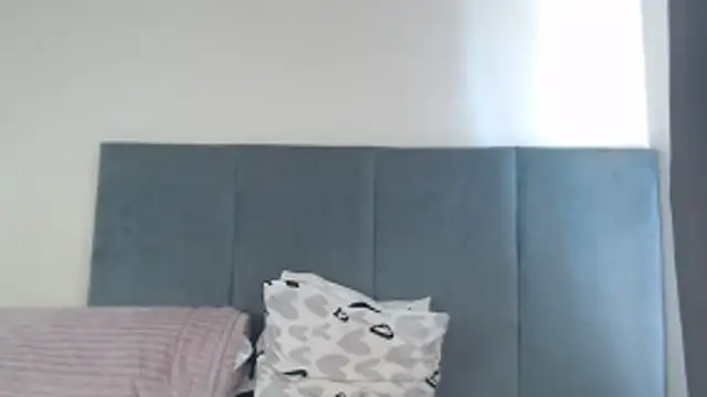 Snapshot of Jah-Queen chatting on February 6, 2026, 6:51 am Jah-Queen online show from February 6, 2026, 6:51 am