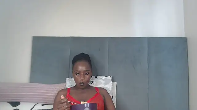 Snapshot of Jah-Queen chatting on March 4, 2026, 8:31 am Jah-Queen online show from March 4, 2026, 8:31 am