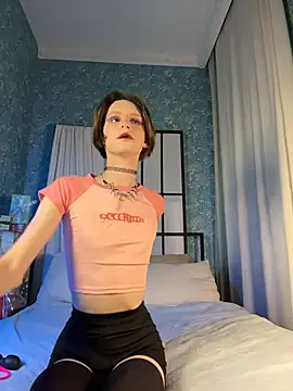 madi snow online show from November 26, 2025, 12:17 pm