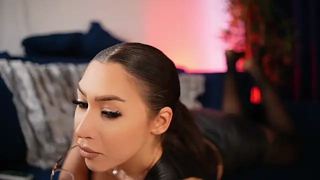 Snapshot of _ChloeLee_ chatting on December 2, 2025, 7:25 am ChloeLee online show from December 2, 2025, 7:25 am