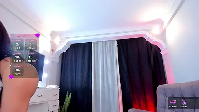 Snapshot of _Mia_Pink_ chatting on November 9, 2025, 10:52 pm Mia Pink online show from November 9, 2025, 10:52 pm