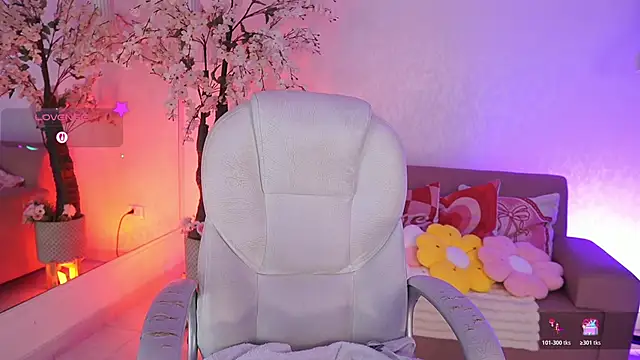 JadeSummerr online show from March 23, 2026, 11:36 am