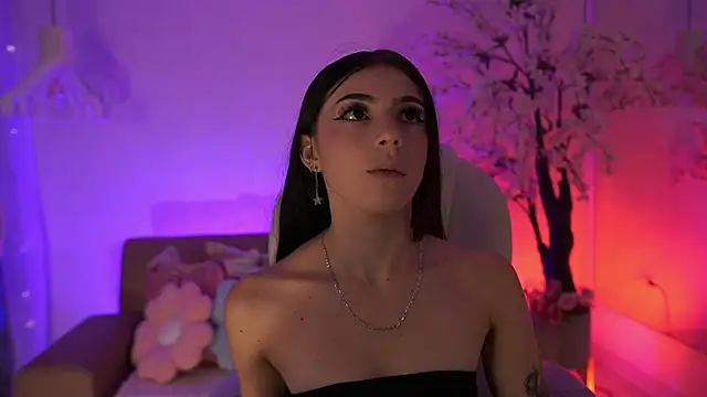 JadeSummerr online show from March 28, 2026, 11:43 am