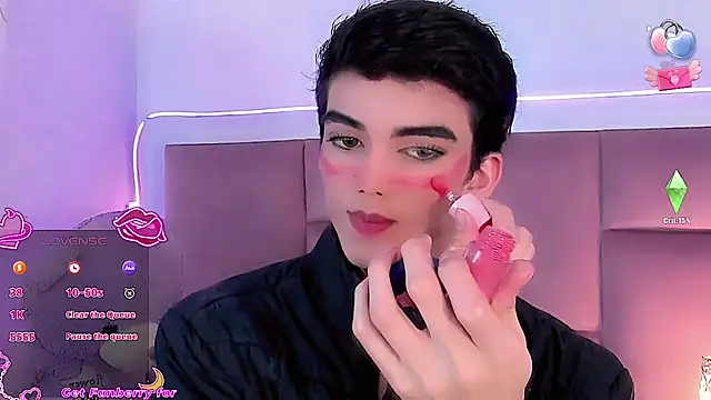 Baby FenixTS online show from November 30, 2025, 7:40 pm