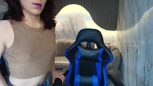 valentina r  online show from November 9, 2025, 12:47 pm