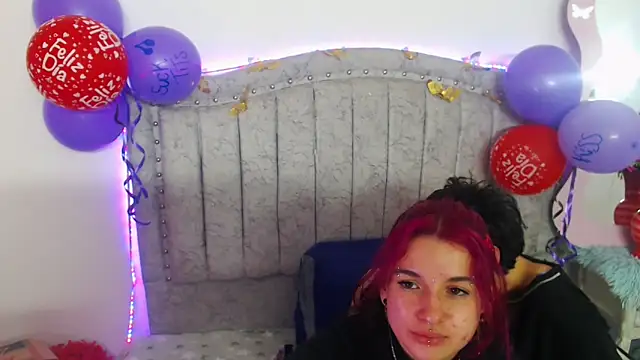 Snapshot of katalinathxandbritney1 chatting on February 20, 2026, 6:26 am katalinathxandbritney1 online show from February 20, 2026, 6:26 am