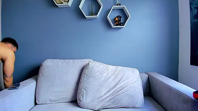 Paul Phoenix online show from October 20, 2025, 7:14 pm