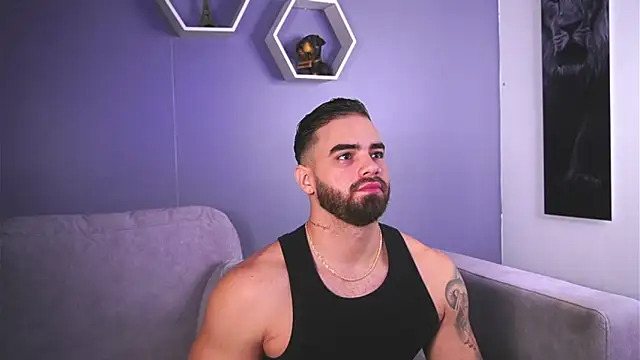 Paul Phoenix online show from October 23, 2025, 7:01 pm