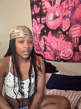 PrettyBabriexox online show from April 19, 2026, 1:32 pm