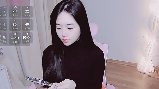 Miu-999 online show from November 18, 2025, 2:06 am